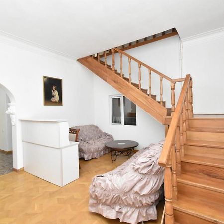 Guesthouses Opera Erévan Extérieur photo