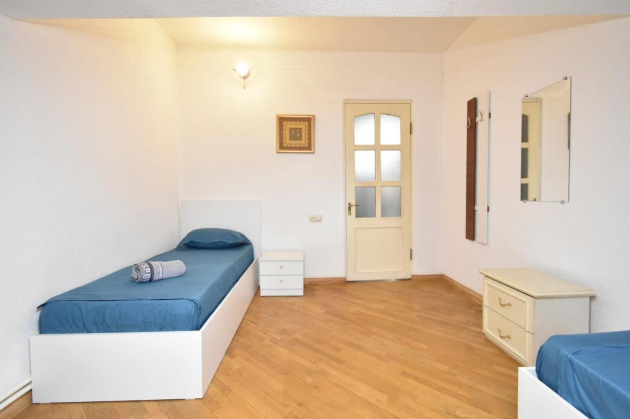 Guesthouses Opera Erévan Extérieur photo