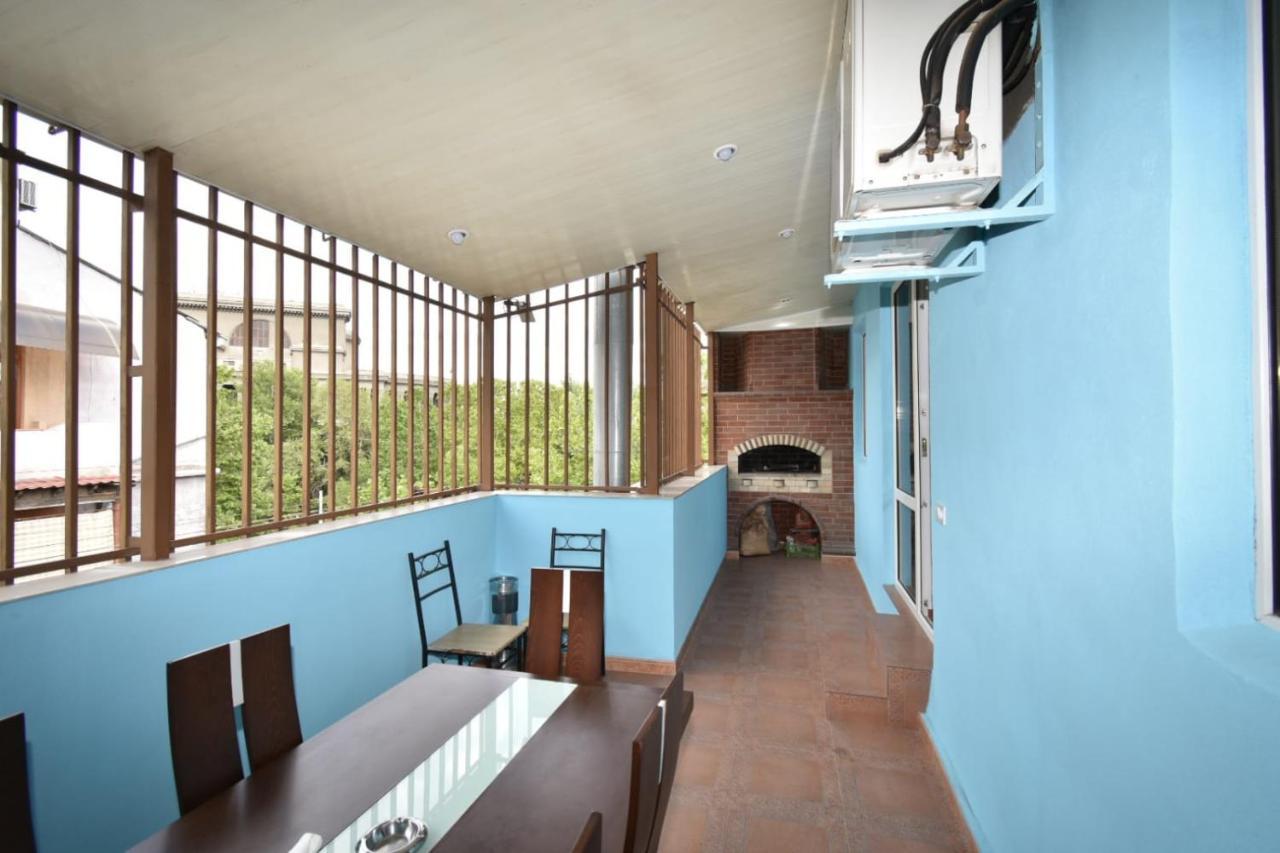 Guesthouses Opera Erévan Extérieur photo