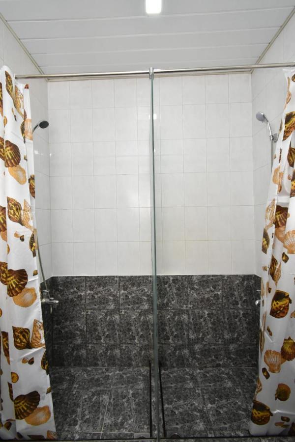 Guesthouses Opera Erévan Extérieur photo