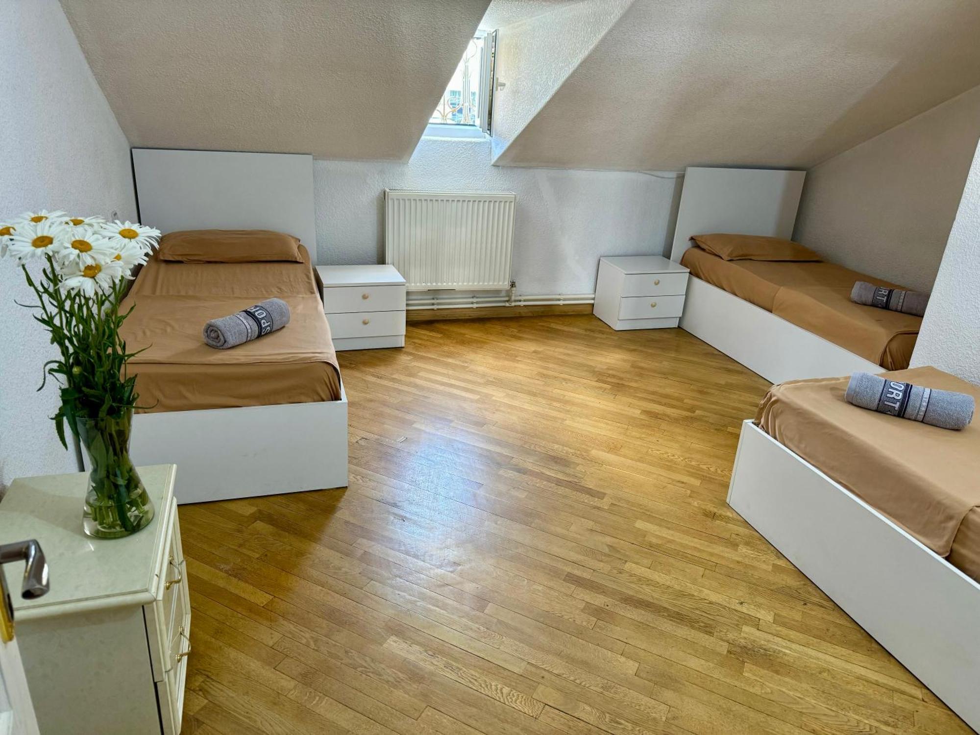 Guesthouses Opera Erévan Extérieur photo